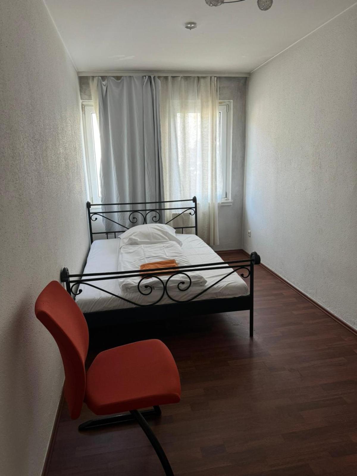 Schwalbacher Residenz Frankfurt pe Main Cameră foto